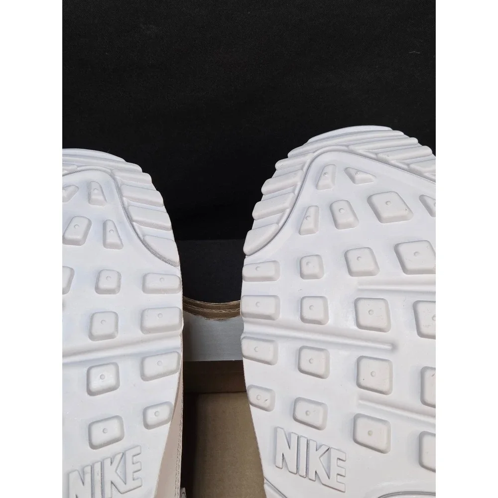 Nike Air Max 90 Wolf Grey Mens Running‎ Shoes CN8490-001 Size 9 Brand New